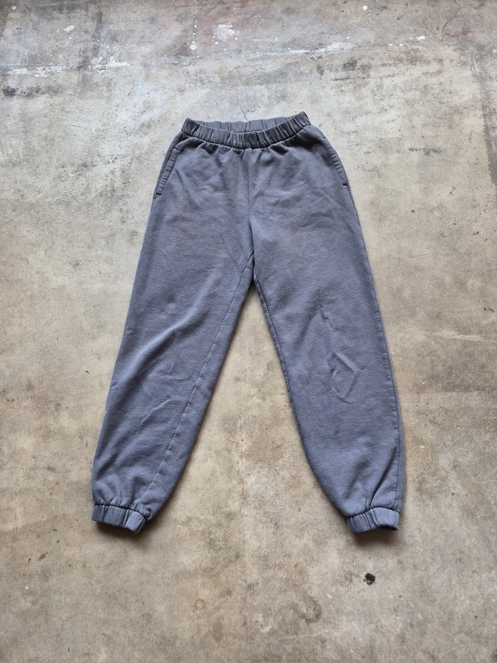 Hollister Women’s Gray Elastic Waist Jogger Sweatpants
